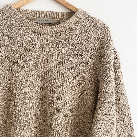 Vintage Retreat Men’s Beige Knit Sweater - Size M - Crewneck, Made in Canada - Picture 3 of 11